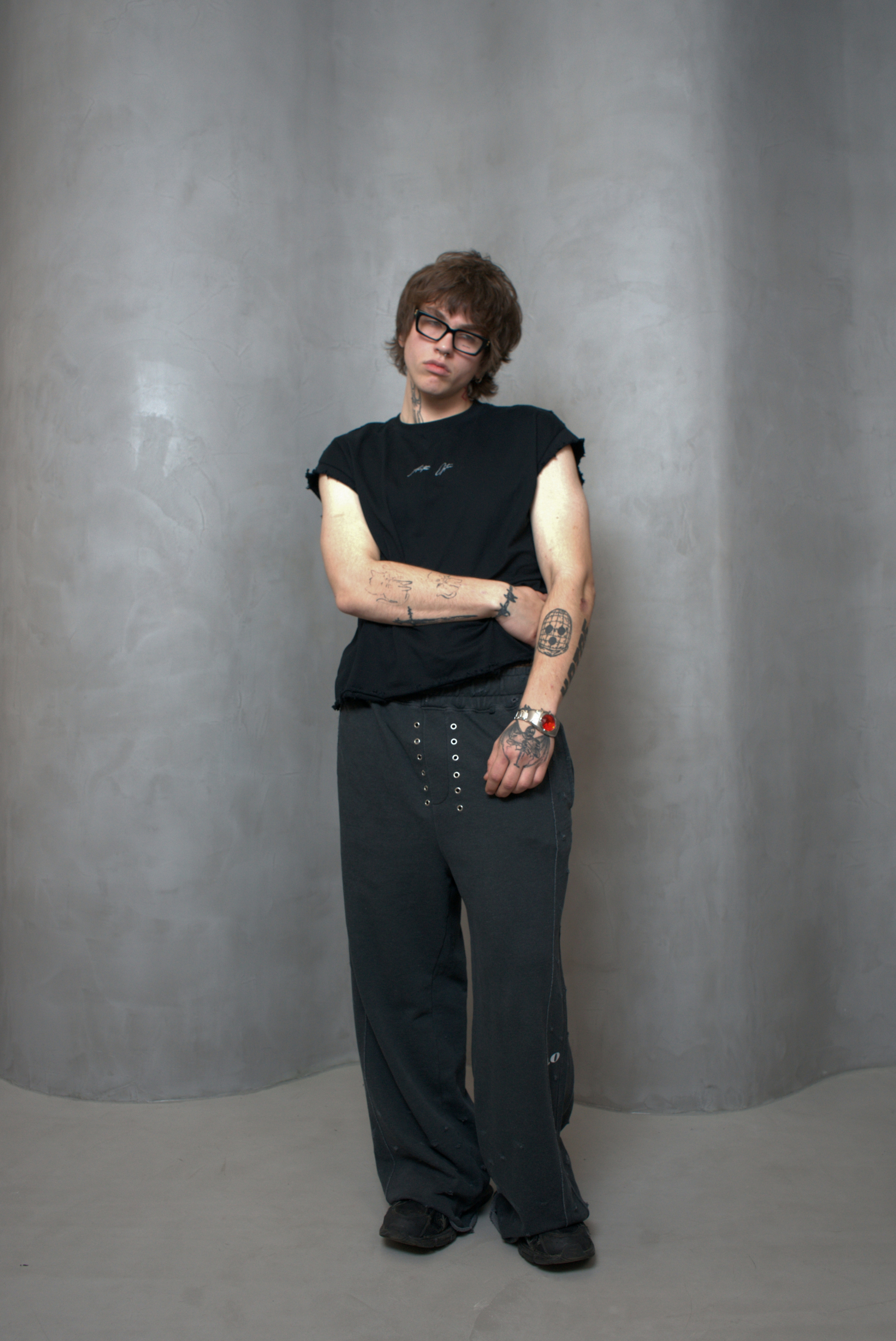 SLEEVELESS T-SHIRT C.O.T.G